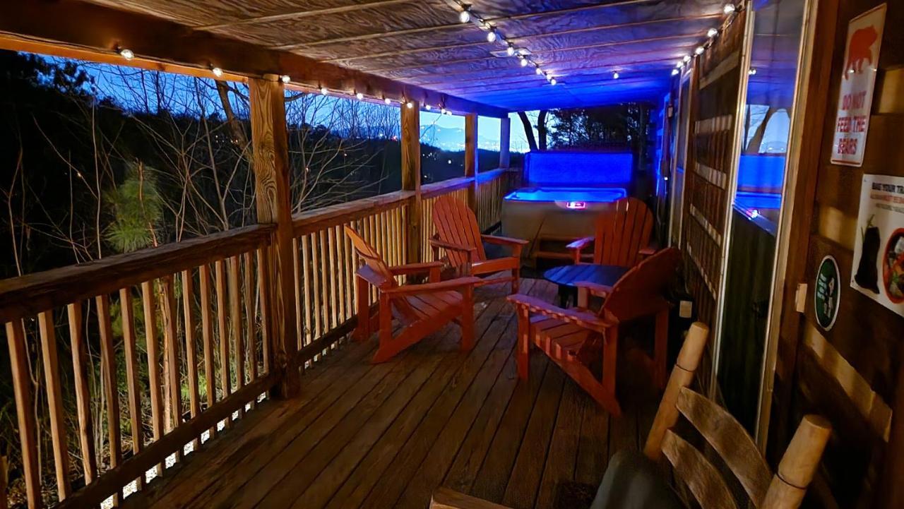 Rustic Cabin 塞维尔维尔 外观 照片